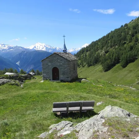 Chalet Tschuggen 61 *